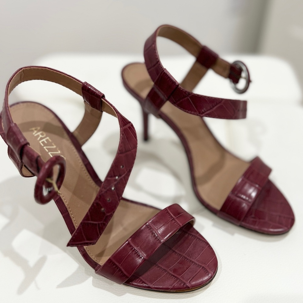 Burgundy ankle strap heel